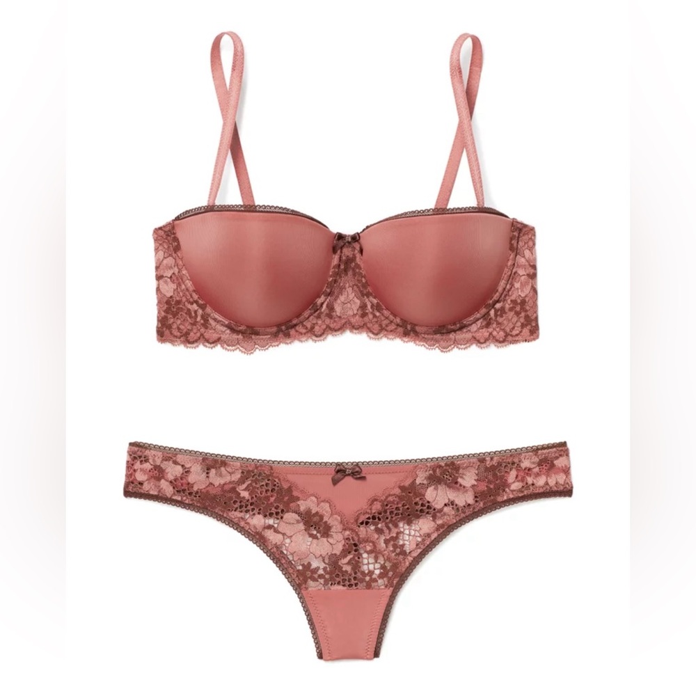 Adore Me Strapless Push Up Bra (32B)